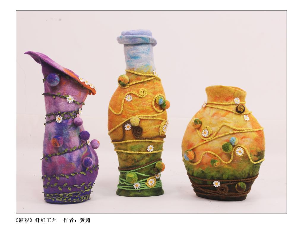 匠心獨(dú)運(yùn) 湖南工藝美術(shù)職業(yè)學(xué)院手工藝術(shù)學(xué)院工藝美術(shù)品設(shè)計(jì)之美